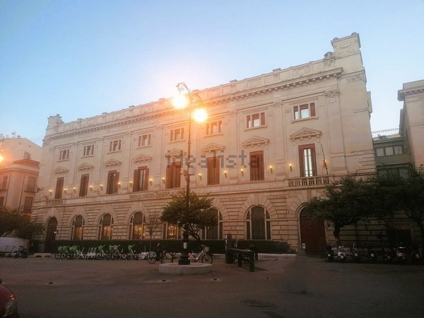 locale commerciale in affitto a Palermo in zona Centro storico