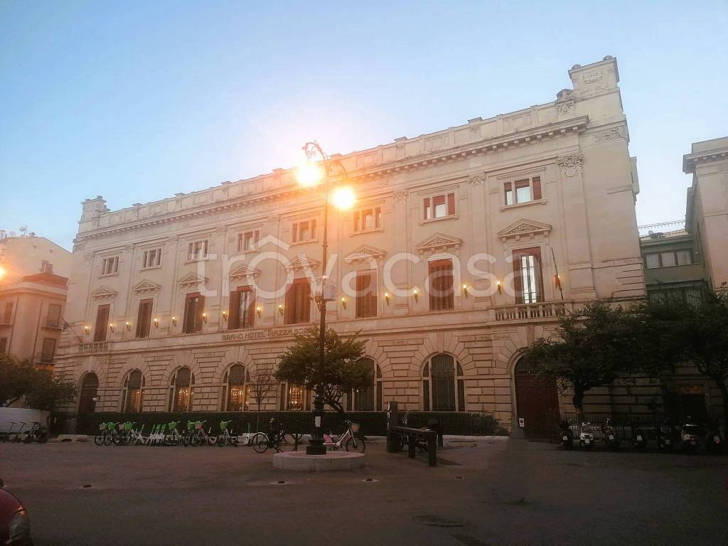 negozio in affitto a Palermo in zona Centro storico
