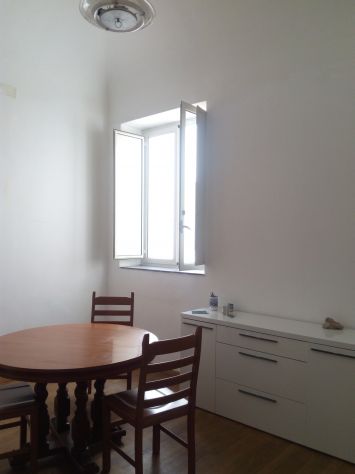 camera singola in affitto a Palermo in zona Politeama