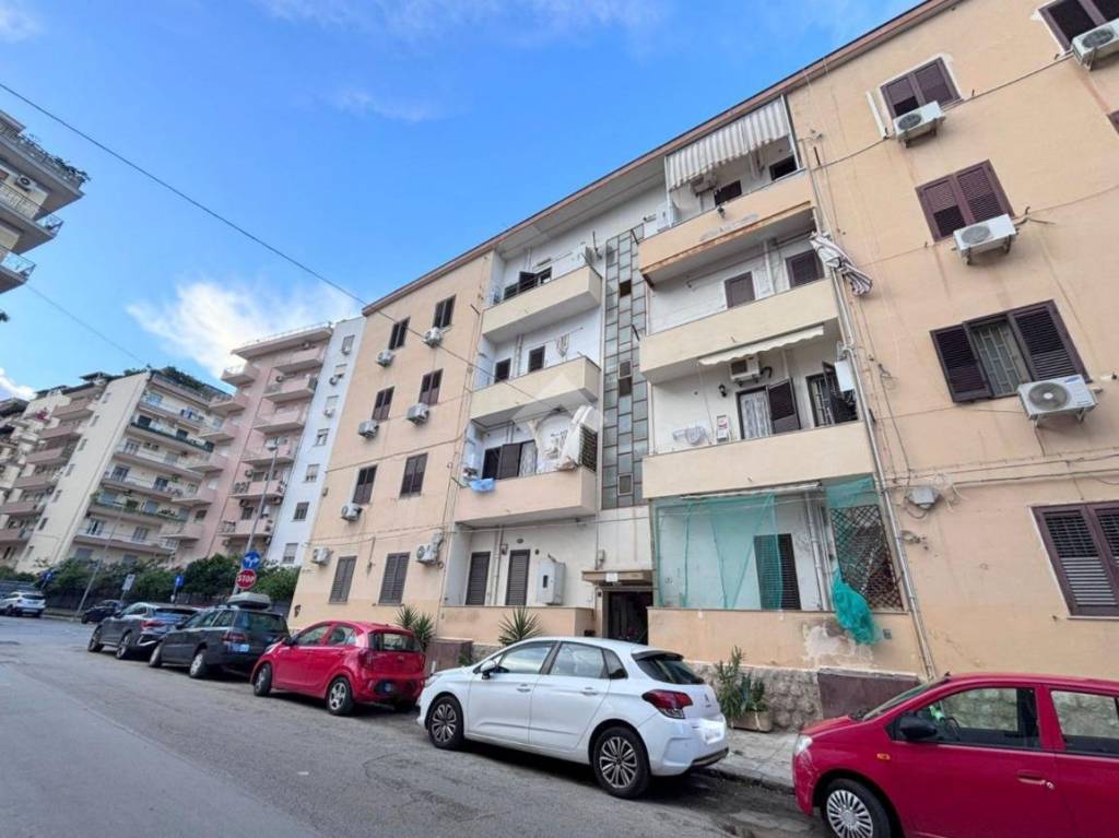 appartamento in affitto a Palermo in zona Malaspina/Palagonia