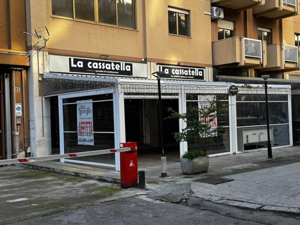 negozio in affitto a Palermo in zona Libertà