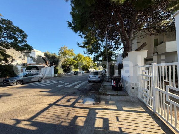 quadrivano in affitto a Palermo in zona Mondello