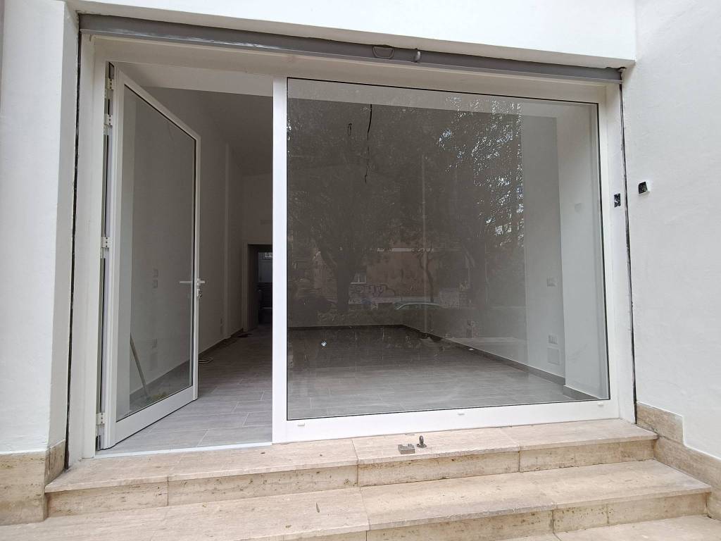 negozio in affitto a Palermo in zona Centro storico