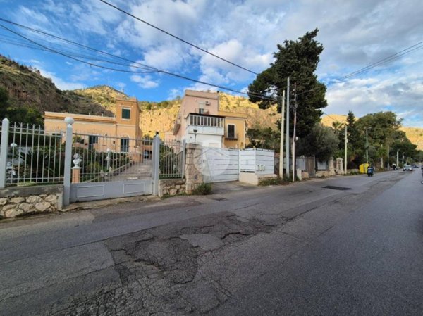 appartamento in affitto a Palermo in zona Montepellegrino