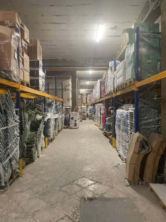 negozio in affitto a Palermo in zona Montegrappa / Santa Rosalia