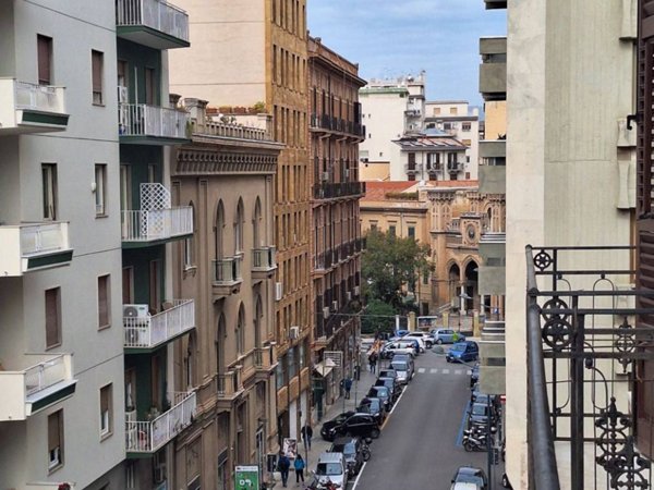 negozio in affitto a Palermo in zona Libertà