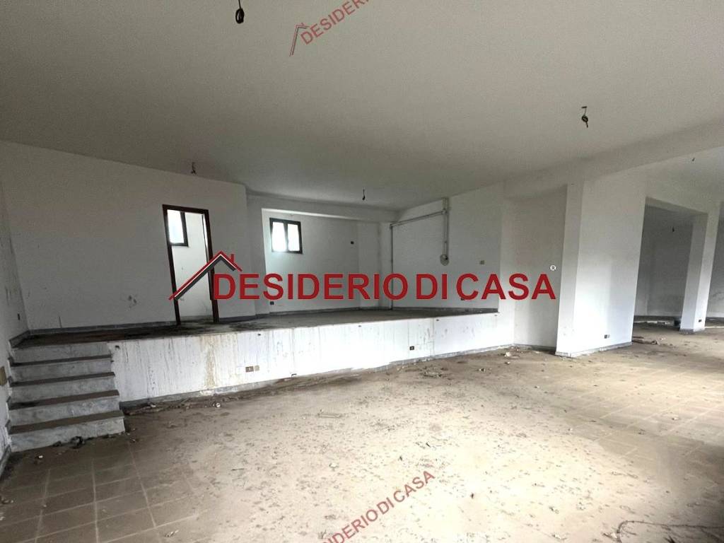 negozio in affitto a Palermo in zona Oreto