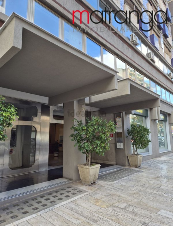ufficio in affitto a Palermo in zona Libertà