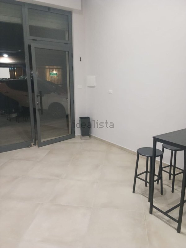 locale commerciale in affitto a Palermo in zona Politeama