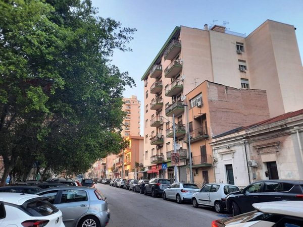negozio in affitto a Palermo in zona Resuttana