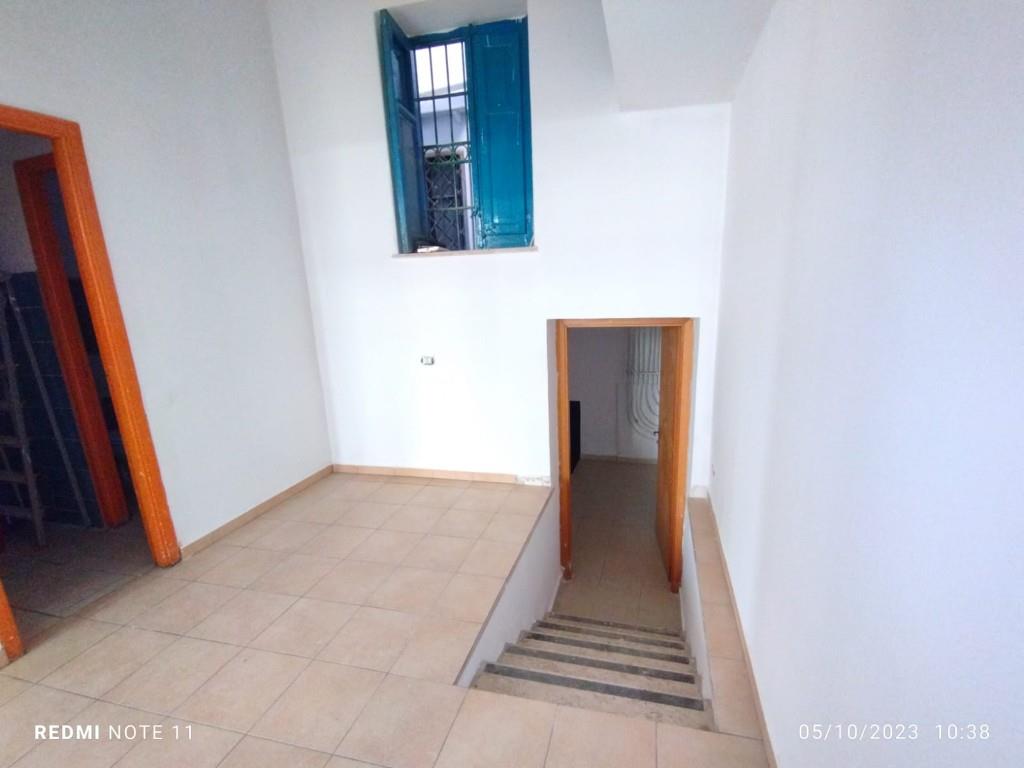 negozio in affitto a Palermo in zona Libertà