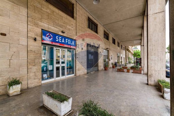 negozio in affitto a Palermo