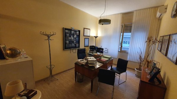ufficio in affitto a Palermo in zona Libertà