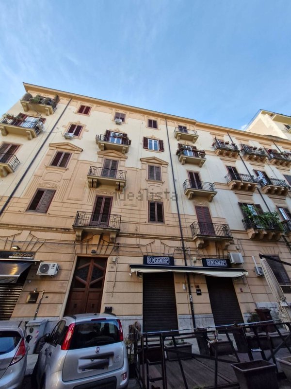 appartamento in affitto a Palermo in zona Politeama