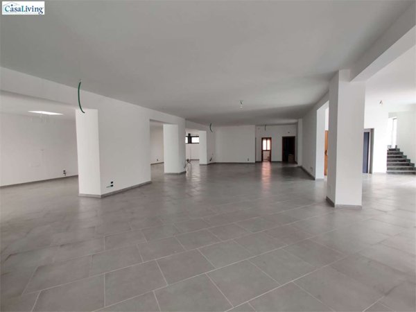 locale commerciale in affitto a Palermo