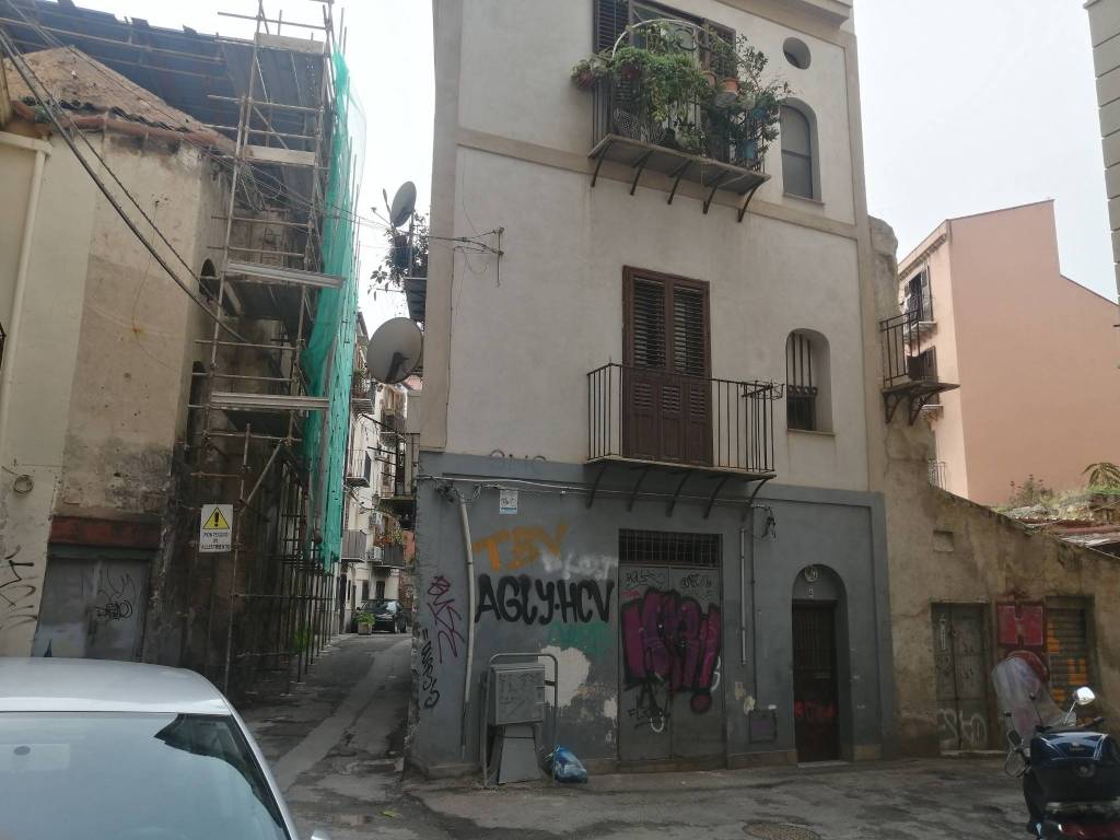 negozio in affitto a Palermo in zona Centro storico