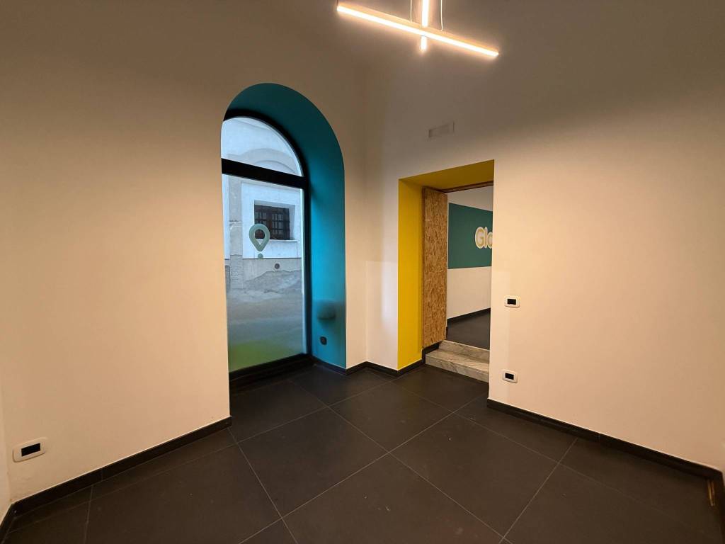 negozio in affitto a Palermo in zona Centro storico