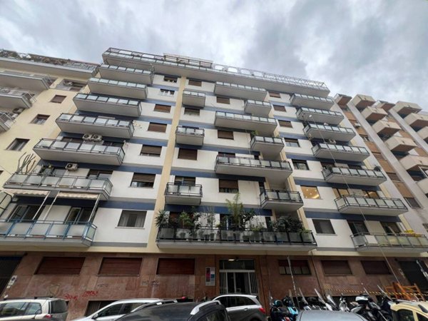 ufficio in affitto a Palermo in zona Libertà