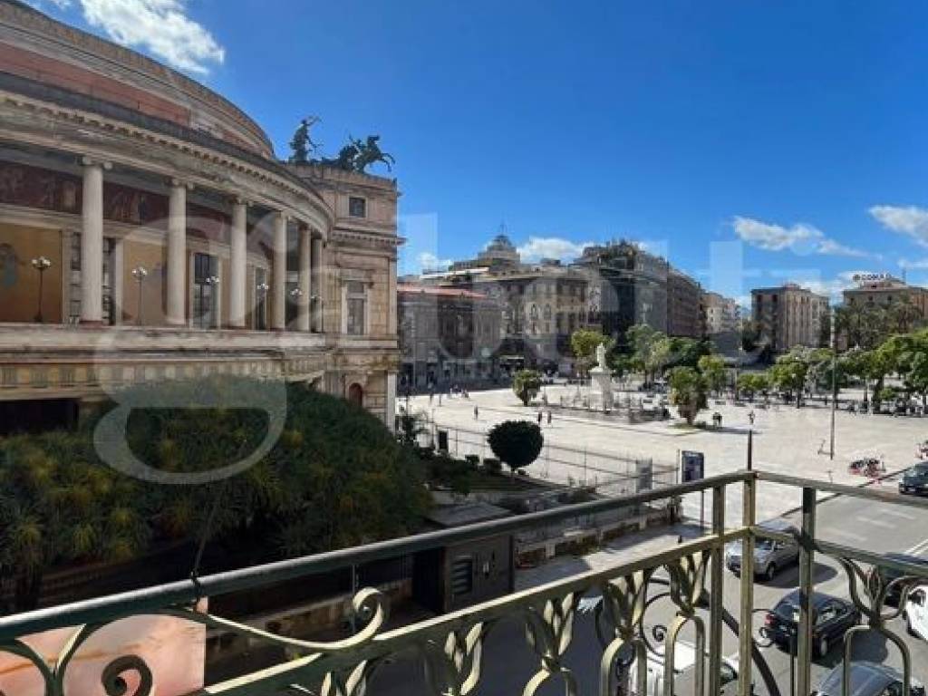 appartamento in affitto a Palermo in zona Politeama