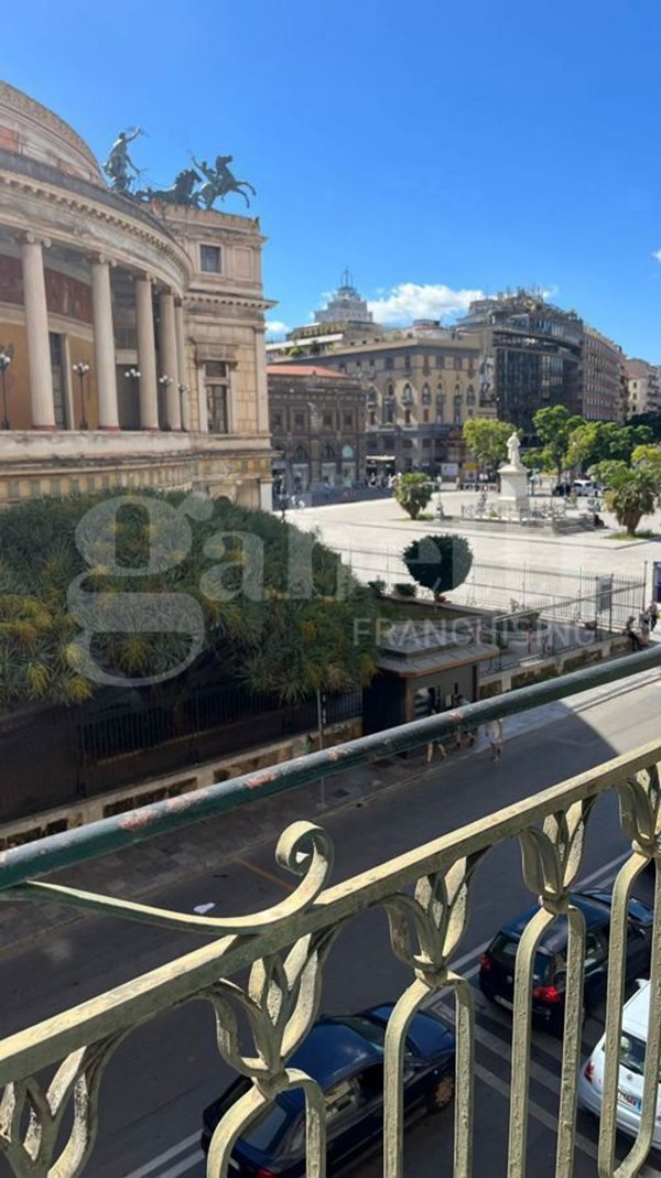 appartamento in affitto a Palermo in zona Politeama