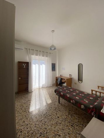 camera singola in affitto a Palermo in zona Malaspina/Palagonia