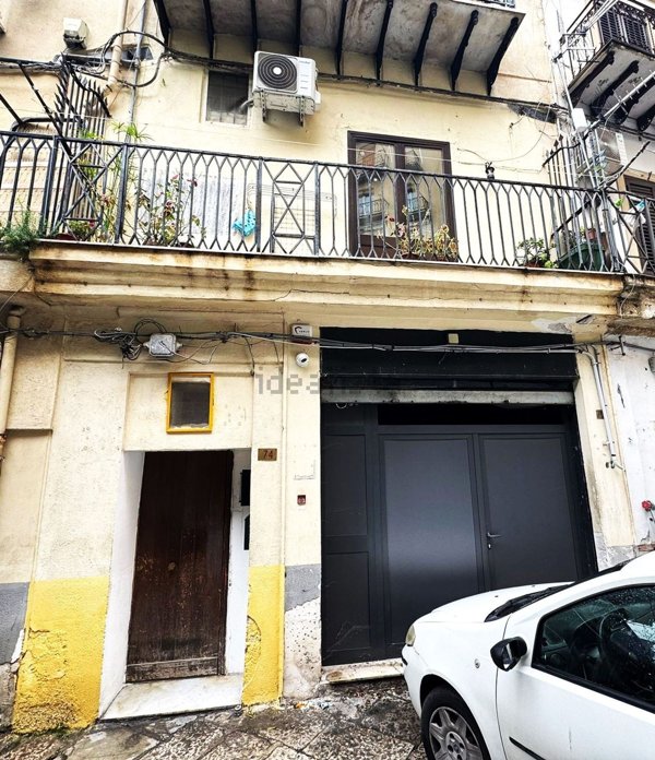 locale commerciale in affitto a Palermo in zona Centro storico