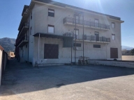 negozio in affitto a Palermo in zona Calatafimi / Cuba