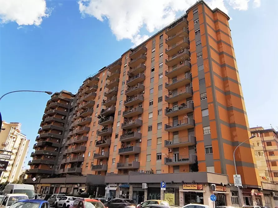 locale commerciale in affitto a Palermo in zona Malaspina/Palagonia