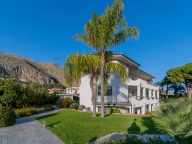 casa indipendente in affitto a Palermo in zona Mondello