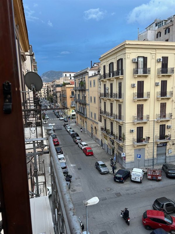 appartamento in affitto a Palermo in zona Politeama