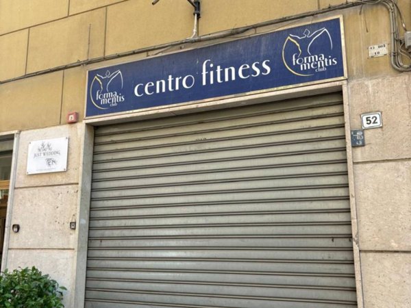 negozio in affitto a Palermo in zona Libertà