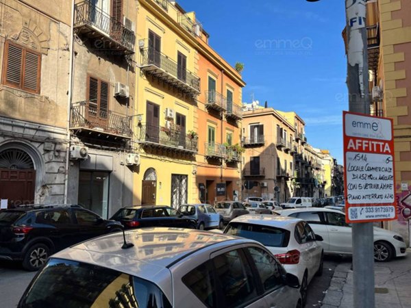 negozio in affitto a Palermo