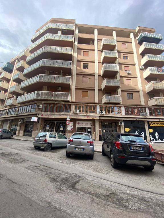 appartamento in affitto a Palermo in zona Malaspina/Palagonia