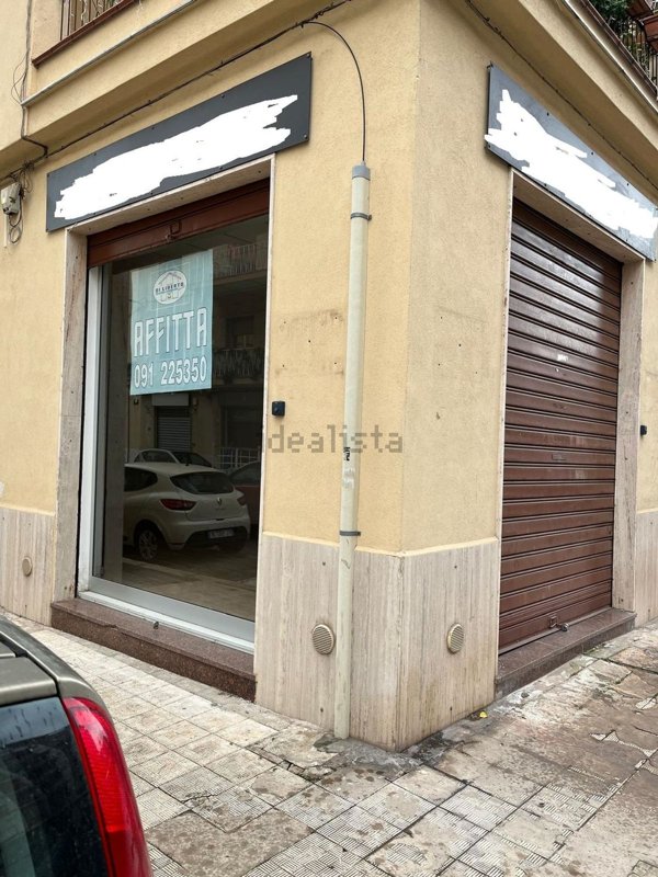 negozio in affitto a Palermo in zona Malaspina/Palagonia