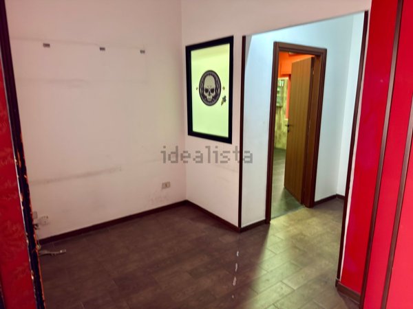 locale commerciale in affitto a Palermo in zona Libertà