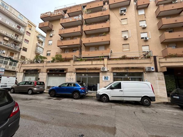 ufficio in affitto a Palermo in zona Libertà