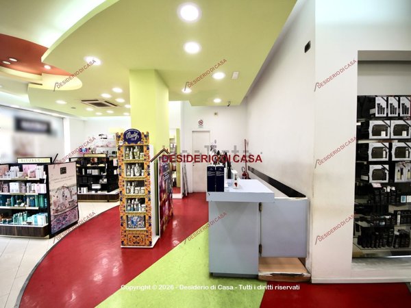 locale commerciale in affitto a Palermo in zona Libertà