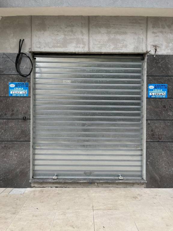 negozio in affitto a Palermo in zona Malaspina/Palagonia