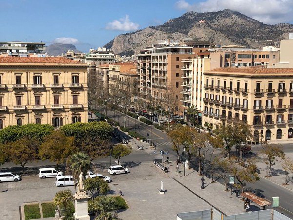appartamento in affitto a Palermo in zona Politeama