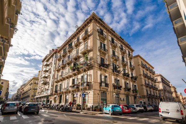 appartamento in affitto a Palermo in zona Politeama