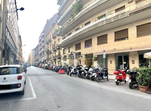 ufficio in affitto a Palermo in zona Libertà