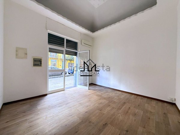 locale commerciale in affitto a Palermo in zona Politeama