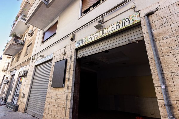 locale commerciale in affitto a Palermo in zona Zisa