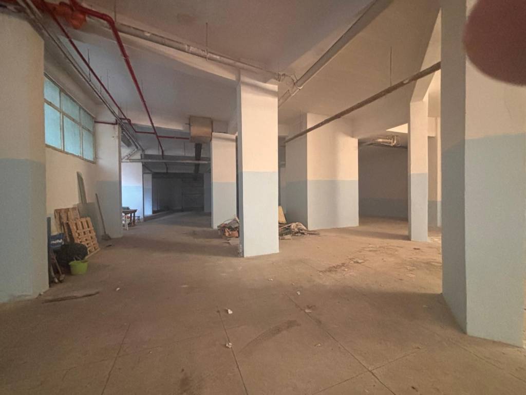 locale commerciale in affitto a Palermo in zona Politeama