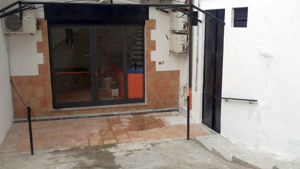 locale commerciale in affitto a Palermo in zona Oreto