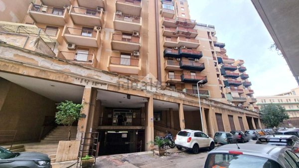 ufficio in affitto a Palermo in zona Calatafimi / Cuba