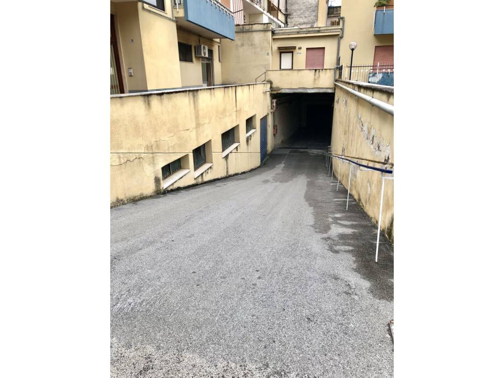 negozio in affitto a Palermo in zona Cruillas