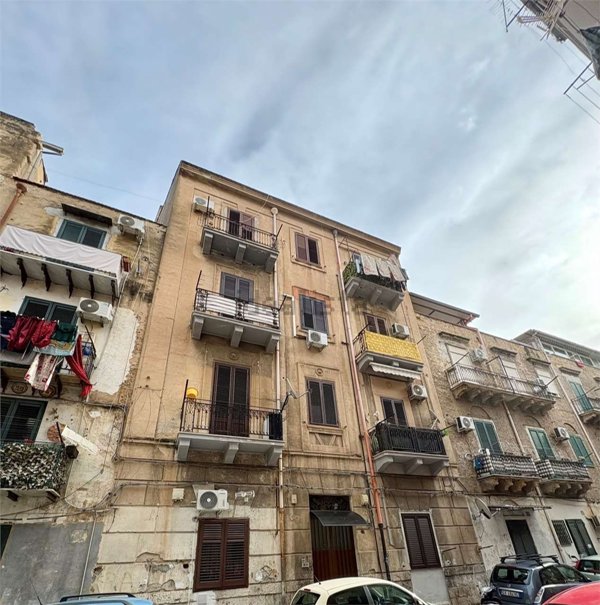 appartamento in affitto a Palermo in zona Zisa