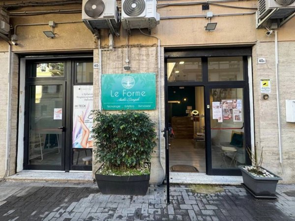 negozio in affitto a Palermo