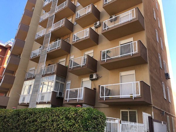 casa indipendente in affitto a Palermo